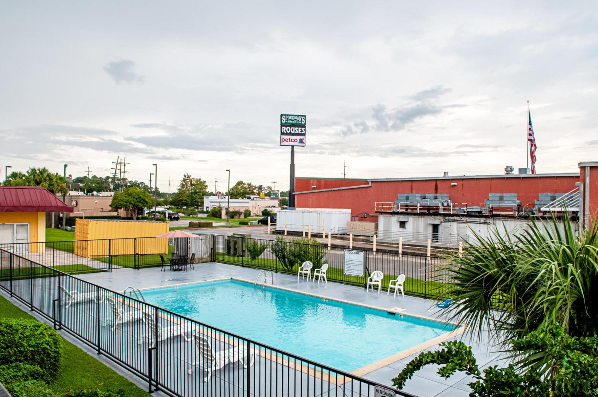 Red Roof Inn Слиделл Экстерьер фото